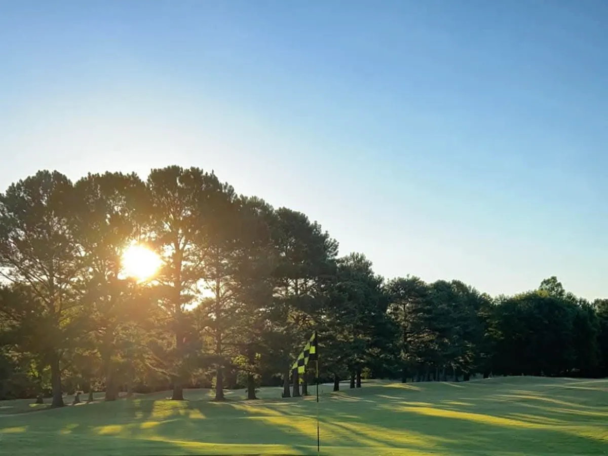 Fieldside nine — Open and forgiving. Position over power.